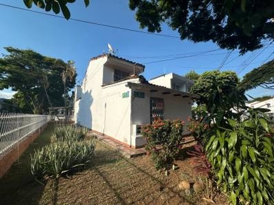 Casa en venta en Nueva Tequendama, Cali, Valle del Cauca