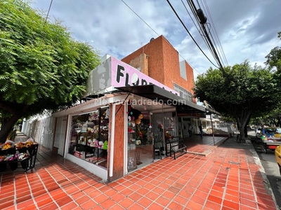 Local Comercial en Venta, Avenida Cero Lleras Restrepo